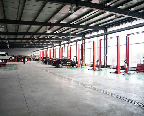 Estructura de acero del metal de los edificios prefabricados del taller para la tienda auto del servicio