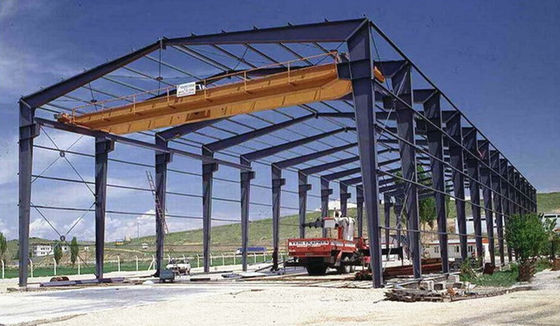 El taller industrial pesado de la estructura de acero con la casa prefabricada de la grúa diseñó 50 años de vida de servicio