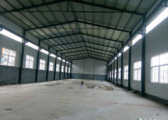 Warehouse de acero prefabricado ligero con la grúa de arriba