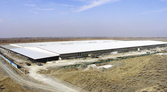 Estructura de acero Warehouse del arco Q235B del marco metálico para el almacenamiento