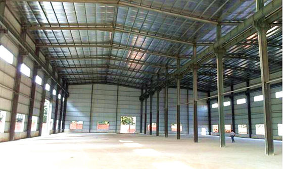 Edificios pre dirigidos de Warehouse de la estructura de acero con los palmos dobles