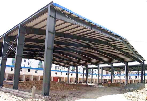Arroyos abiertos Arroyos de metal Almacén de acero para materiales de construcción