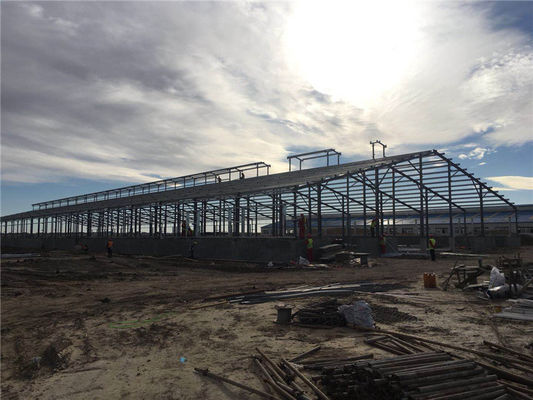 Construcción prefabricada de estructuras de acero para plantas de procesamiento de leche