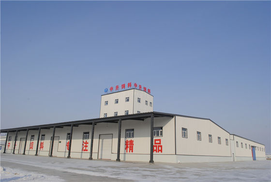 Taller de estructuras prefabricadas de acero con acabado galvanizado o pintado