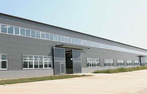 Estructura de acero de erección rápida Paneles de pared de acero de color Taller prefabricado galvanizado