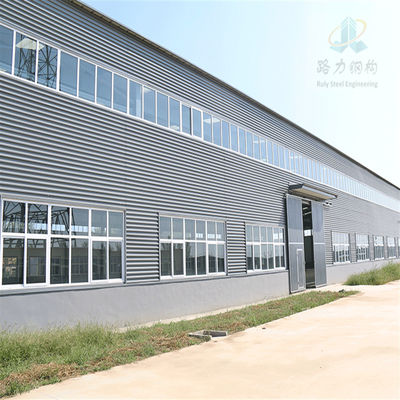 Almacén industrial prefabricado empernado moderno robusto de la estructura de acero para la fábrica