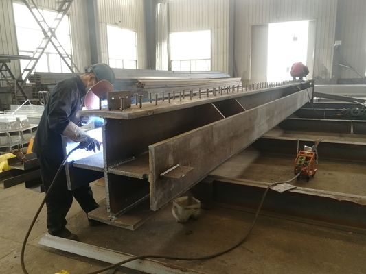 Fabricación de acero estructural prefabricado de alta resistencia con vigas H pintadas / galvanizadas