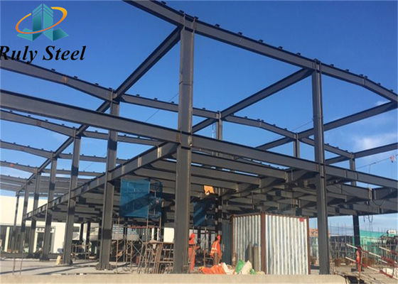 Construcción de estructuras de acero de portales prefabricadas