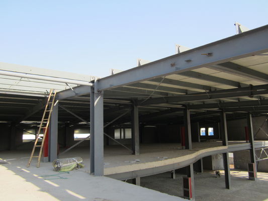 Cuadro de metal de almacenamiento Panel de sándwich ligero Estructura del edificio prefabricado Pintura de construcción de acero galvanizado Almacén