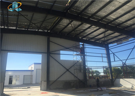 Construcción de estructura prefabricada de acero Fácil de ensamblar Construcción corrugada de metal Estructura de acero Almacén