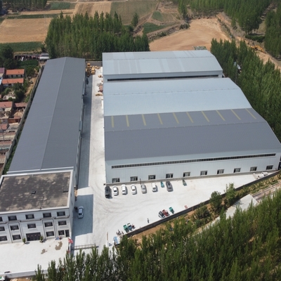 Estructura de taller prefabricada de acero con paneles sándwich de lana de vidrio