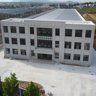 Edificio de oficinas con estructura de acero de doble planta y paneles sándwich de PU