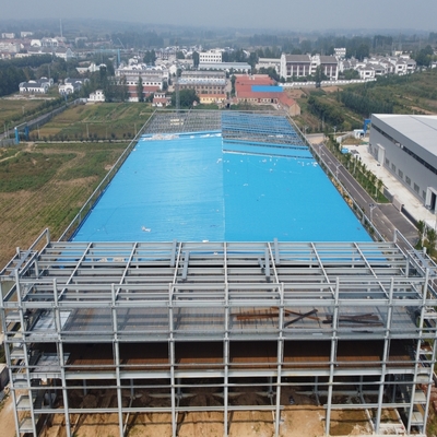 Almacén prefabricado con estructura de acero y revestimiento de zinc aluminizado