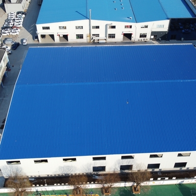 Edificio de estructura de acero prefabricado con panel aislante