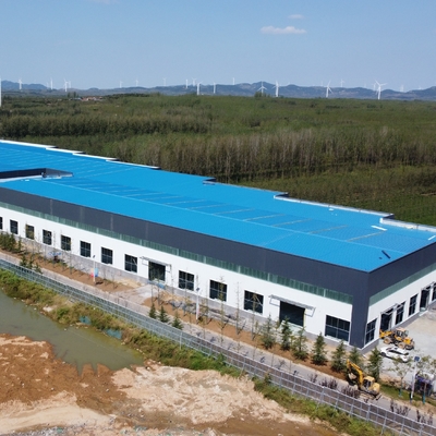 Taller de estructuras prefabricadas de acero con paneles de pared galvanizados