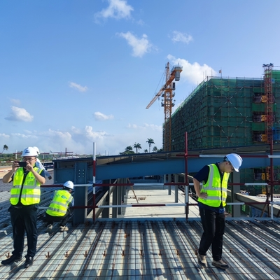 Almacén de estructura de acero prefabricada con múltiples techos de gran envergadura