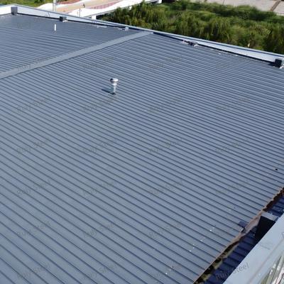 Hangar de estructura de acero prefabricada con aislamiento de paneles sandwich para almacenamiento en frío