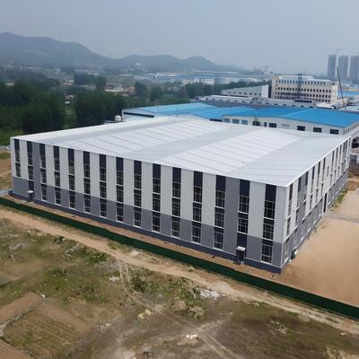 Almacén industrial prefabricado empernado moderno robusto de la estructura de acero para la fábrica