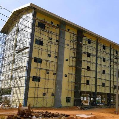 Construido hotel con estructura de acero prefabricada de varios pisos con conexión de pernos antisísmicos