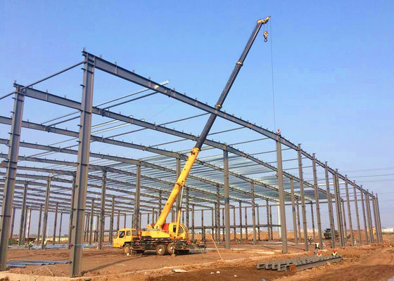 Q235B Q355B Marco de construcción de acero PEB para taller de almacén