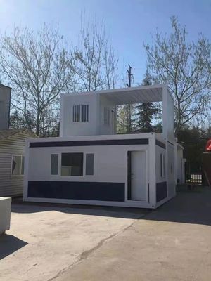 Cafetería prefabricada en contenedor con estructura galvanizada