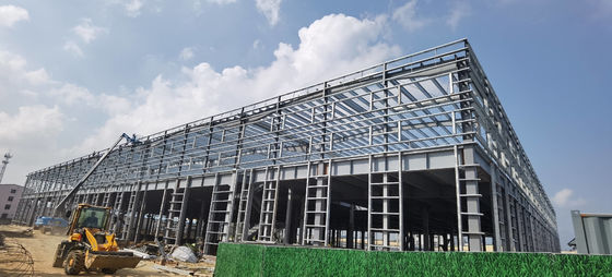 Edificio de apartamentos de acero con estructura de marco prefabricado de varios pisos y panel de pared aislado para viviendas urbanas residenciales de vía rápida